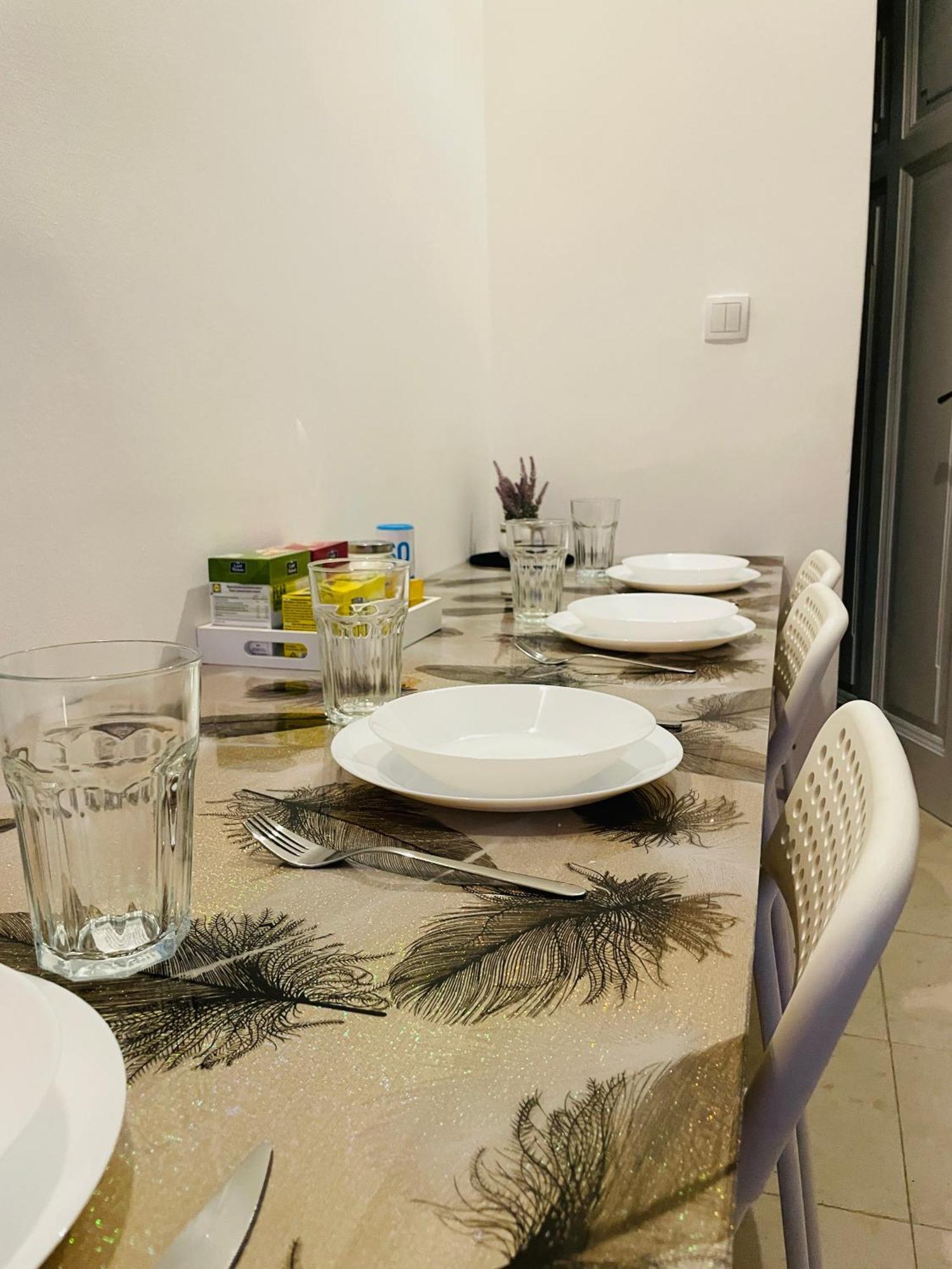Hostel Green World Novi Sad Bagian luar foto
